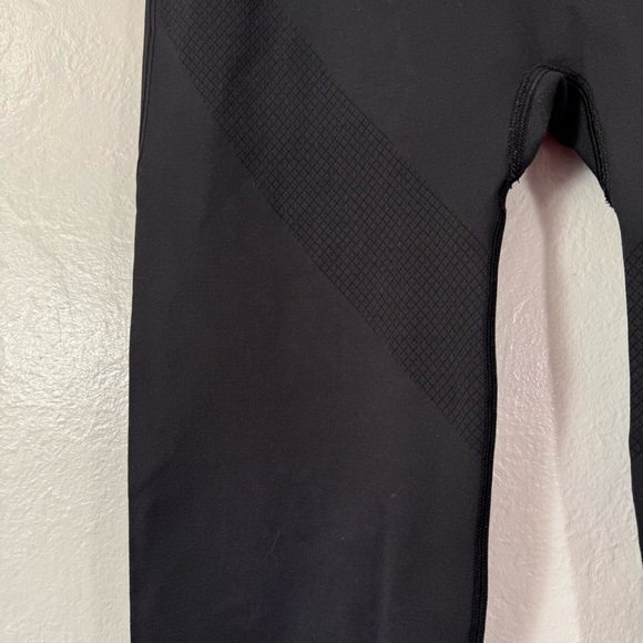 Lululemon Iconic Sweat Tight Leggings - Picture 10 of 15